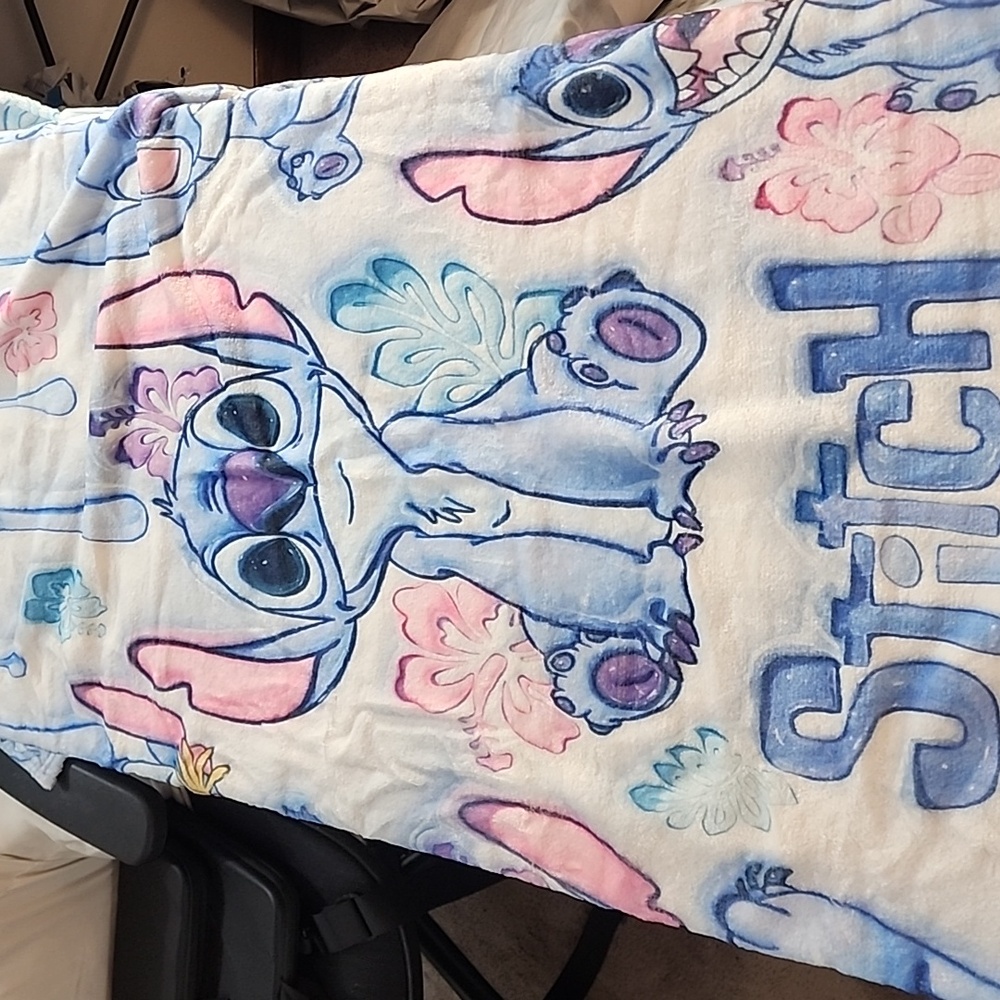 Stitch Graphic Baby Blanket FP